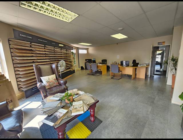 448M² WAREHOUSE TO LET IN ROOIHUISKRAAL
